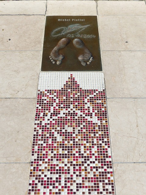 矶湖人队的 矶湖人队的